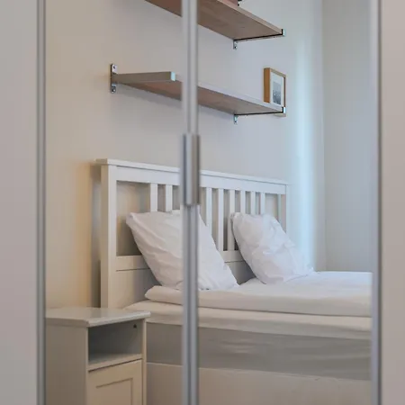 Aleja Wojska Polskiego 58 By Nyx * Varşova